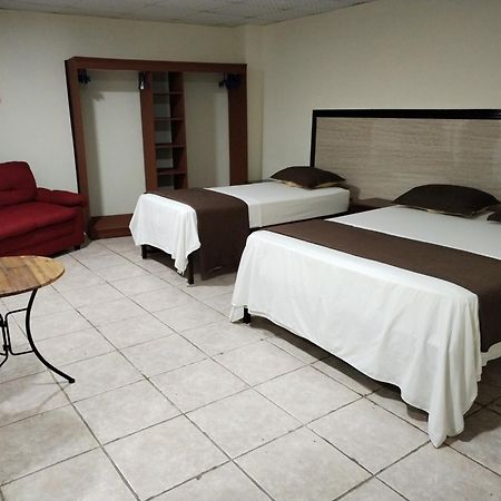 Hotel America - לה צ'וררה מראה חיצוני תמונה